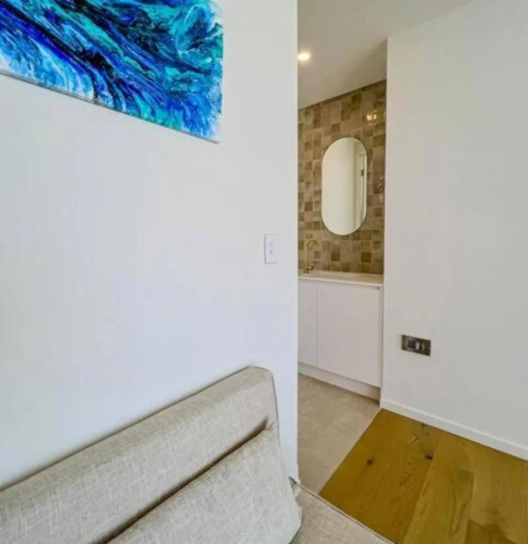 Large New Large Luxury Villa Gold Coast