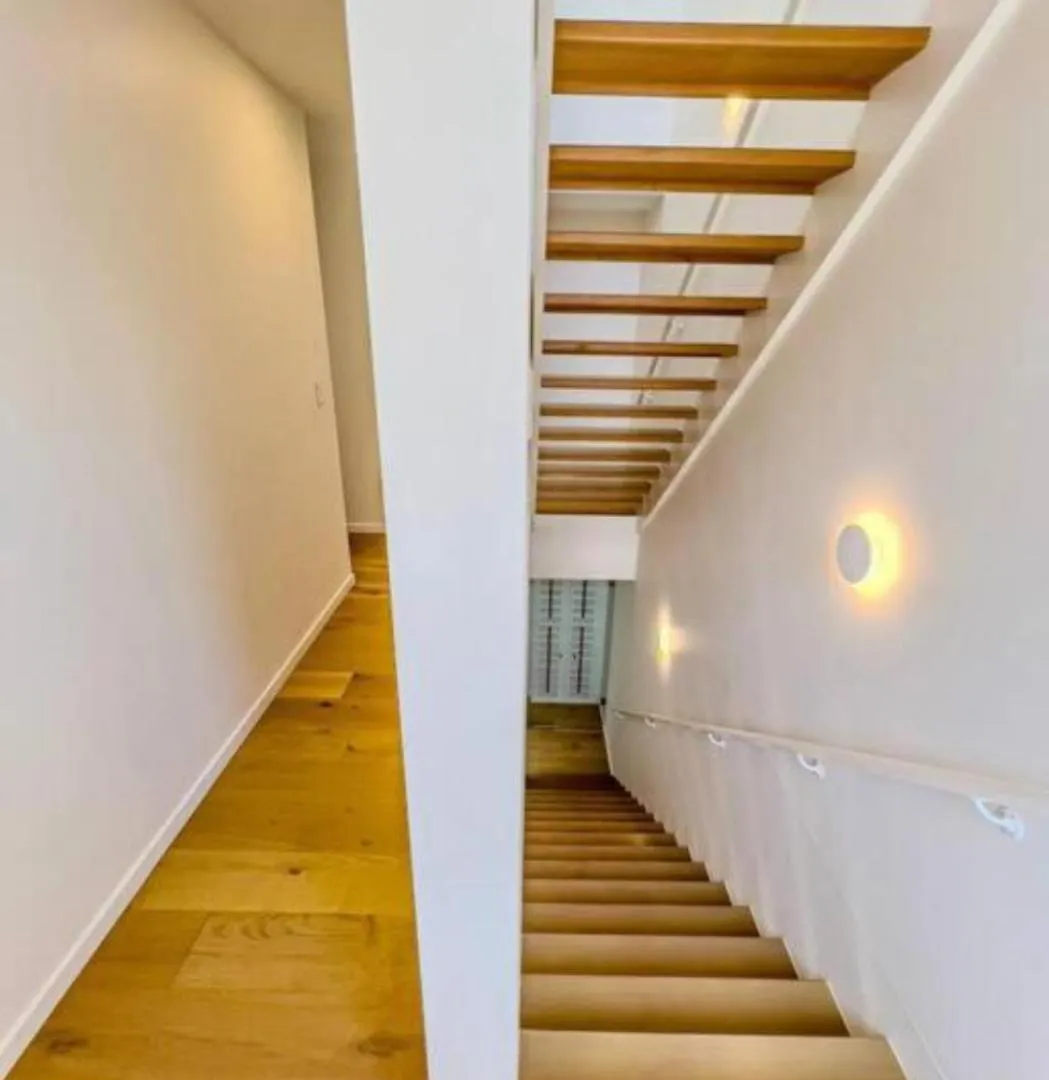 Large New Large Luxury Villa Gold Coast Apartment